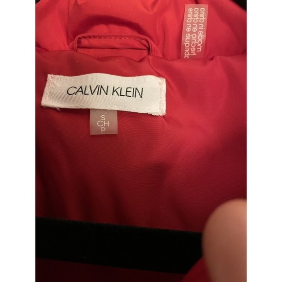 Womens Size Small Quilted Vest, Black and Red polyester # 696 - Picture 3 of 3